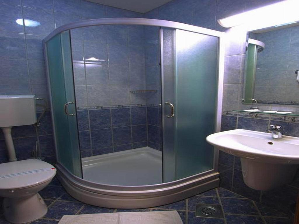לקטסי Hotel Cubic מראה חיצוני תמונה