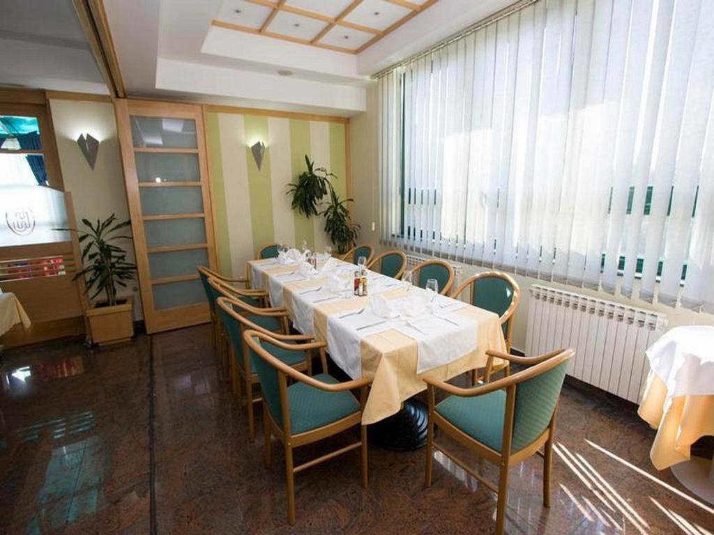 לקטסי Hotel Cubic מראה חיצוני תמונה