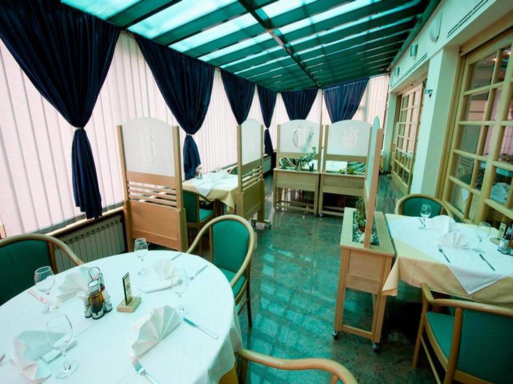 לקטסי Hotel Cubic מראה חיצוני תמונה