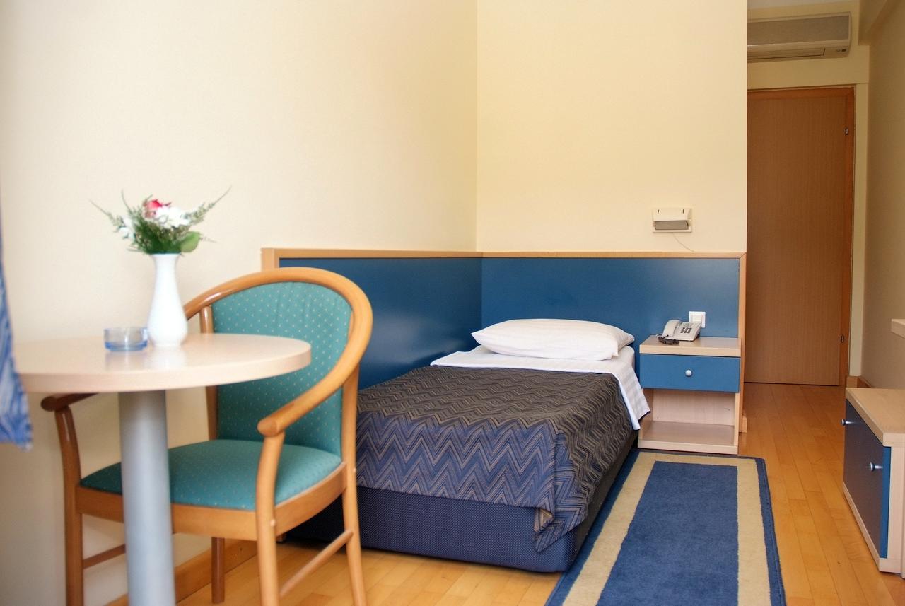 לקטסי Hotel Cubic מראה חיצוני תמונה