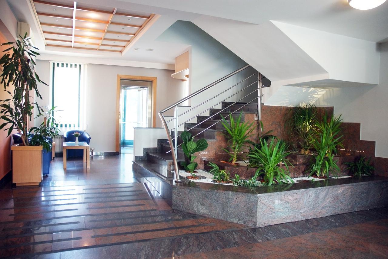 לקטסי Hotel Cubic מראה חיצוני תמונה